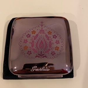 Guerlain Tsarina eyeshadow palette